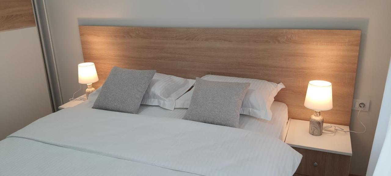 Luxury Apartment Stefanija ティヴァト エクステリア 写真