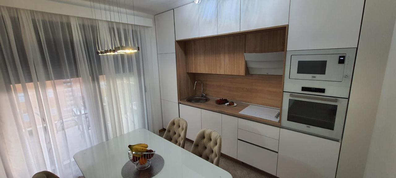 Luxury Apartment Stefanija ティヴァト エクステリア 写真